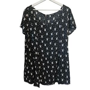 Torrid 2 A line cap sleeve rabbit print lightweight blouse